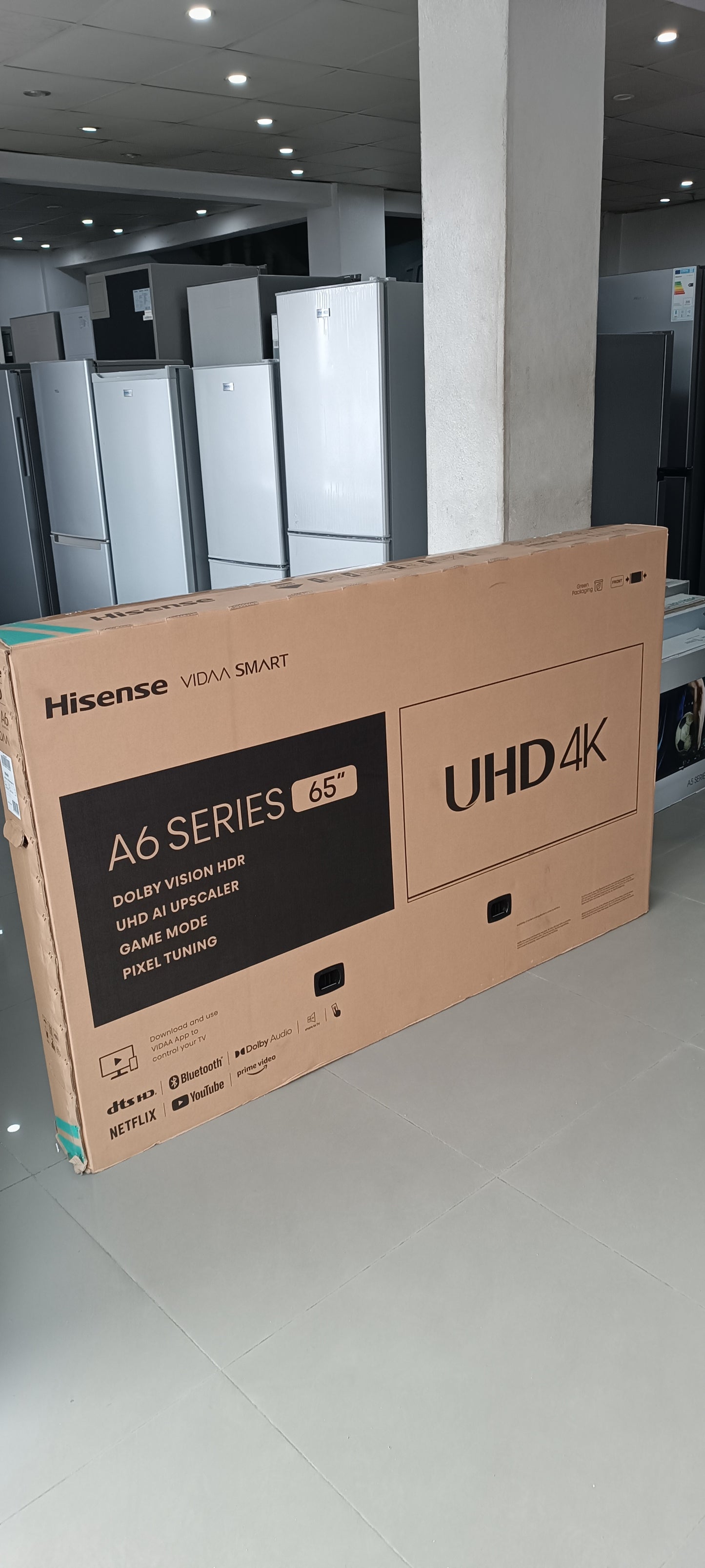 Télévision connectée Hisense 65 pouces UHD 4K